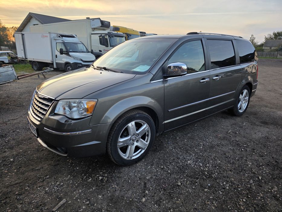 Chrysler voyager 2.8 crd rok 2011 LIMITED