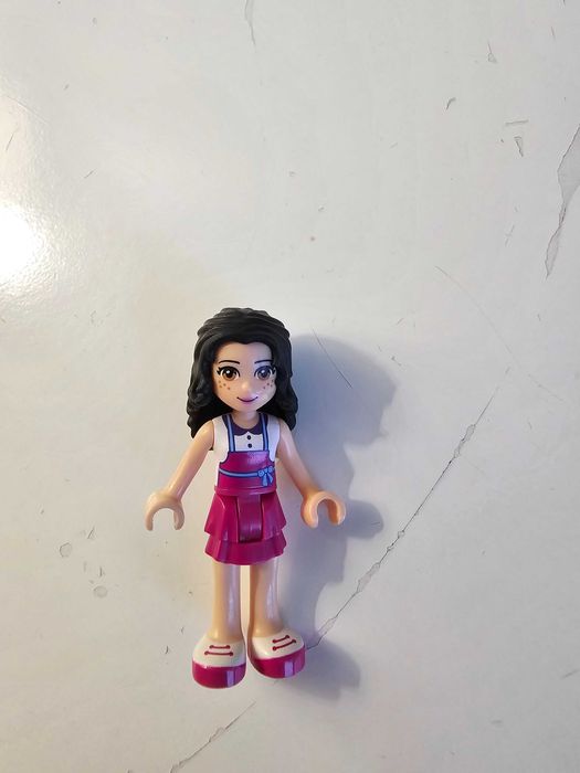 Figurka kucharka z zestawu lego friends