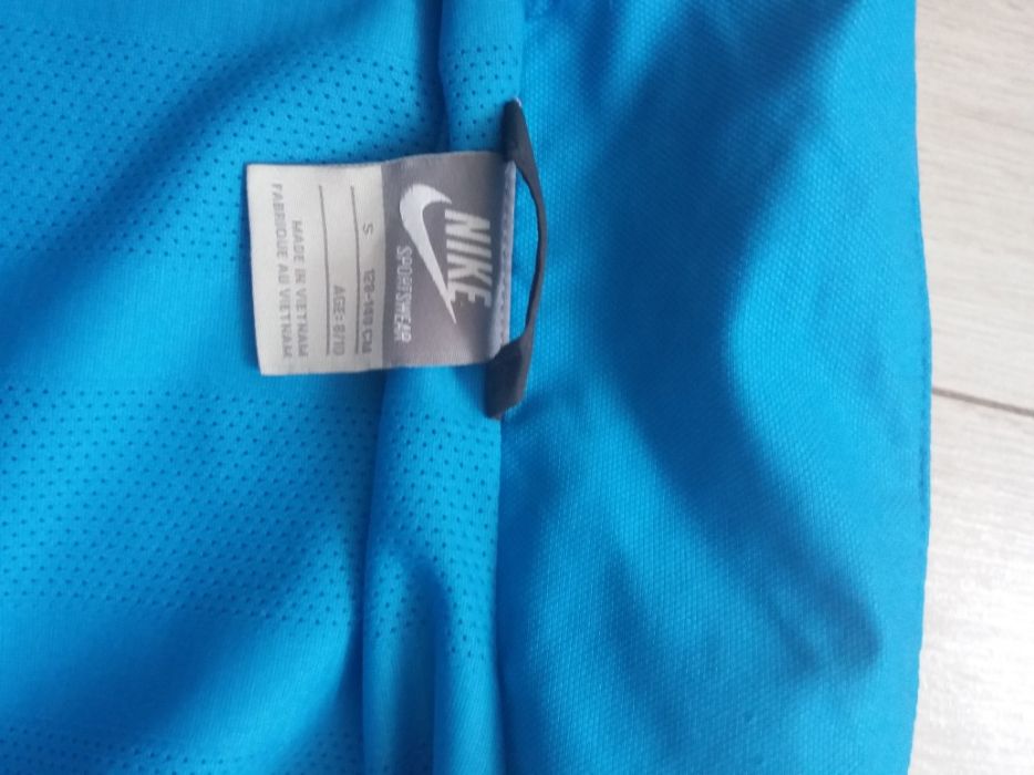 Dres Nike r.128-140 super