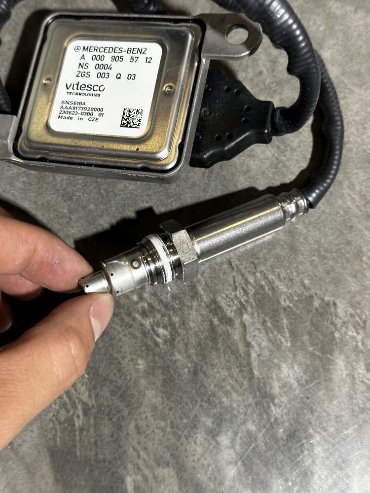 Лямбда зонд датчик нокс NOX сенсор мерседес W164 W212 W166 x166