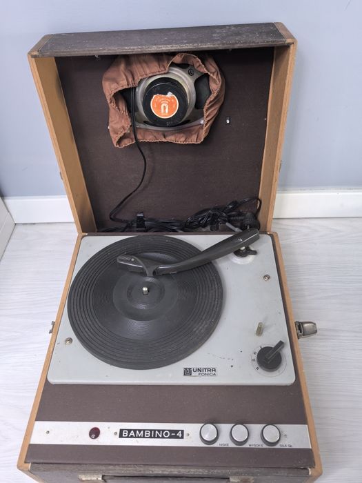 Gramofon Unitra Bambino 4 przenośny PRL