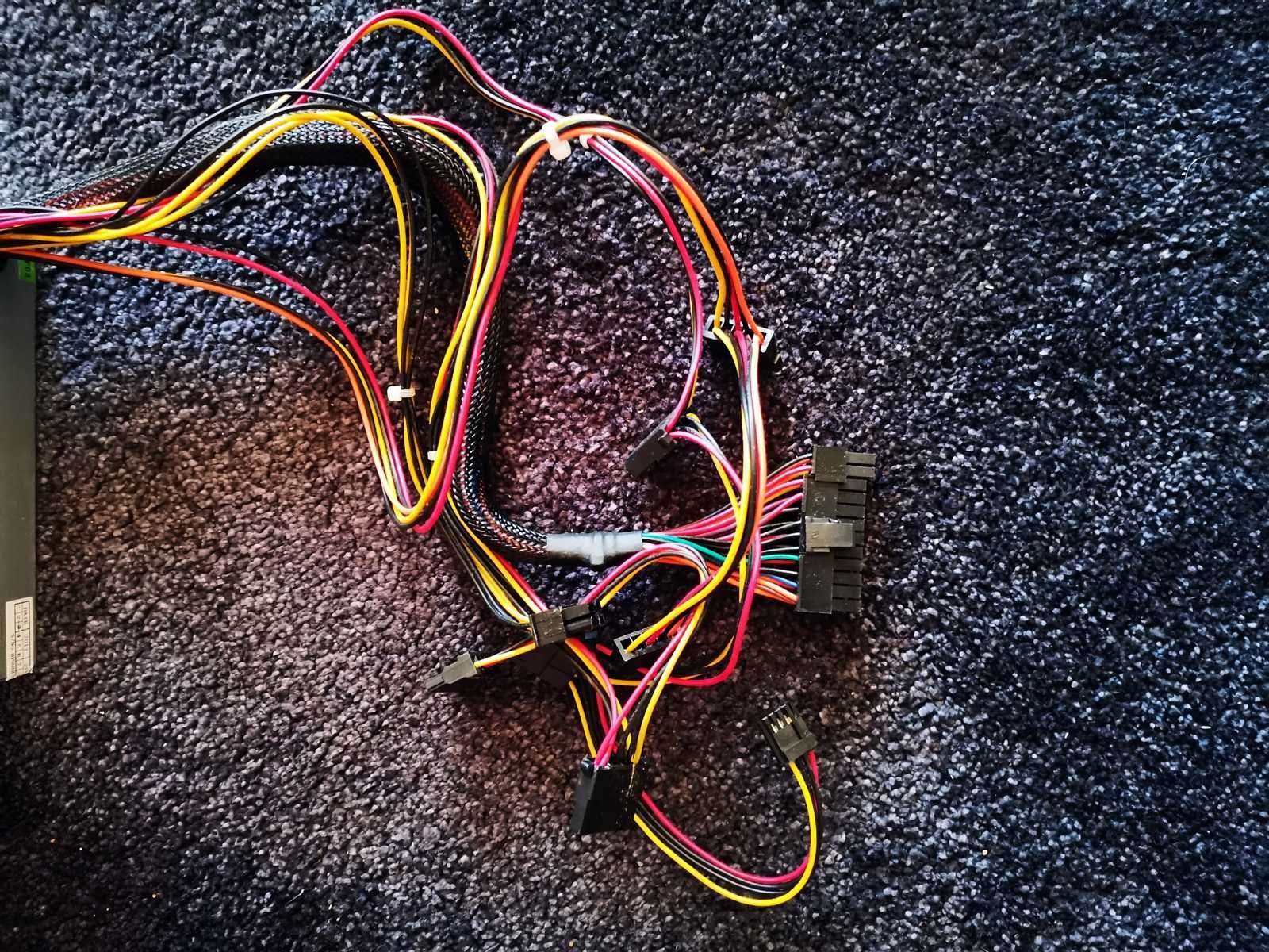 ZasiLacz 425W - QoLTec
