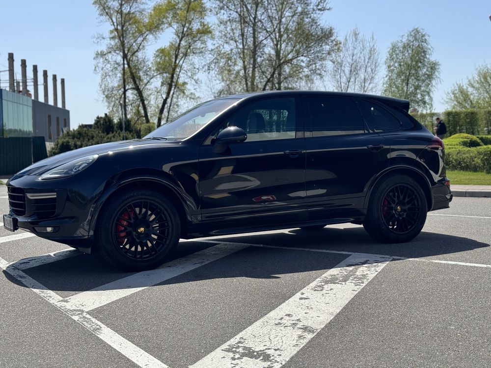 Porsche Cayenne GTS 2017