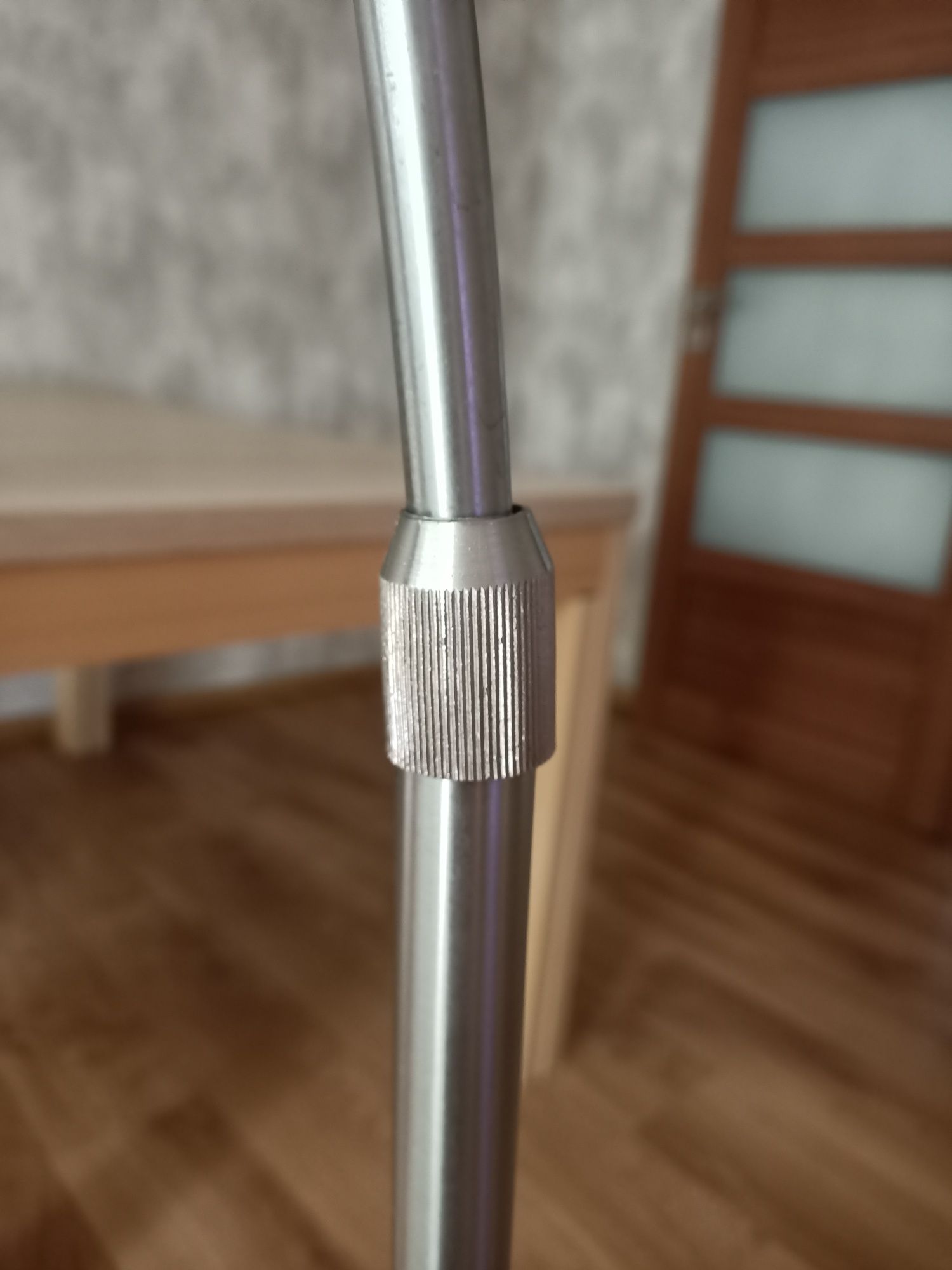 Lampa stojącą Zuma line
