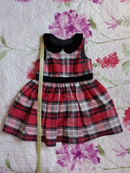 Святкова сукня на дівчинку 92-98