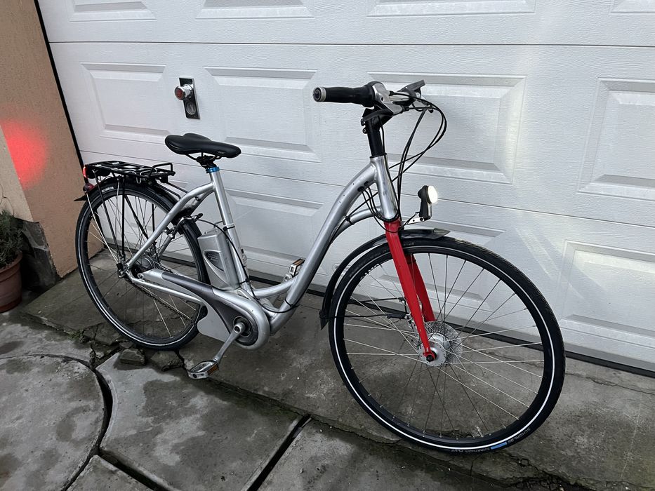 Жіночий електро велосипед