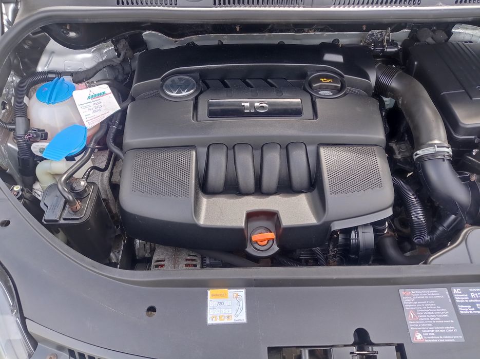 Sprzedam volkswagen golf plus 5 1,6 mpi mały przebieg jeden właściciel