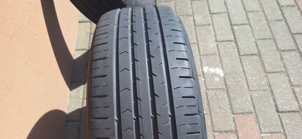 Opony letnie  205/55 R17