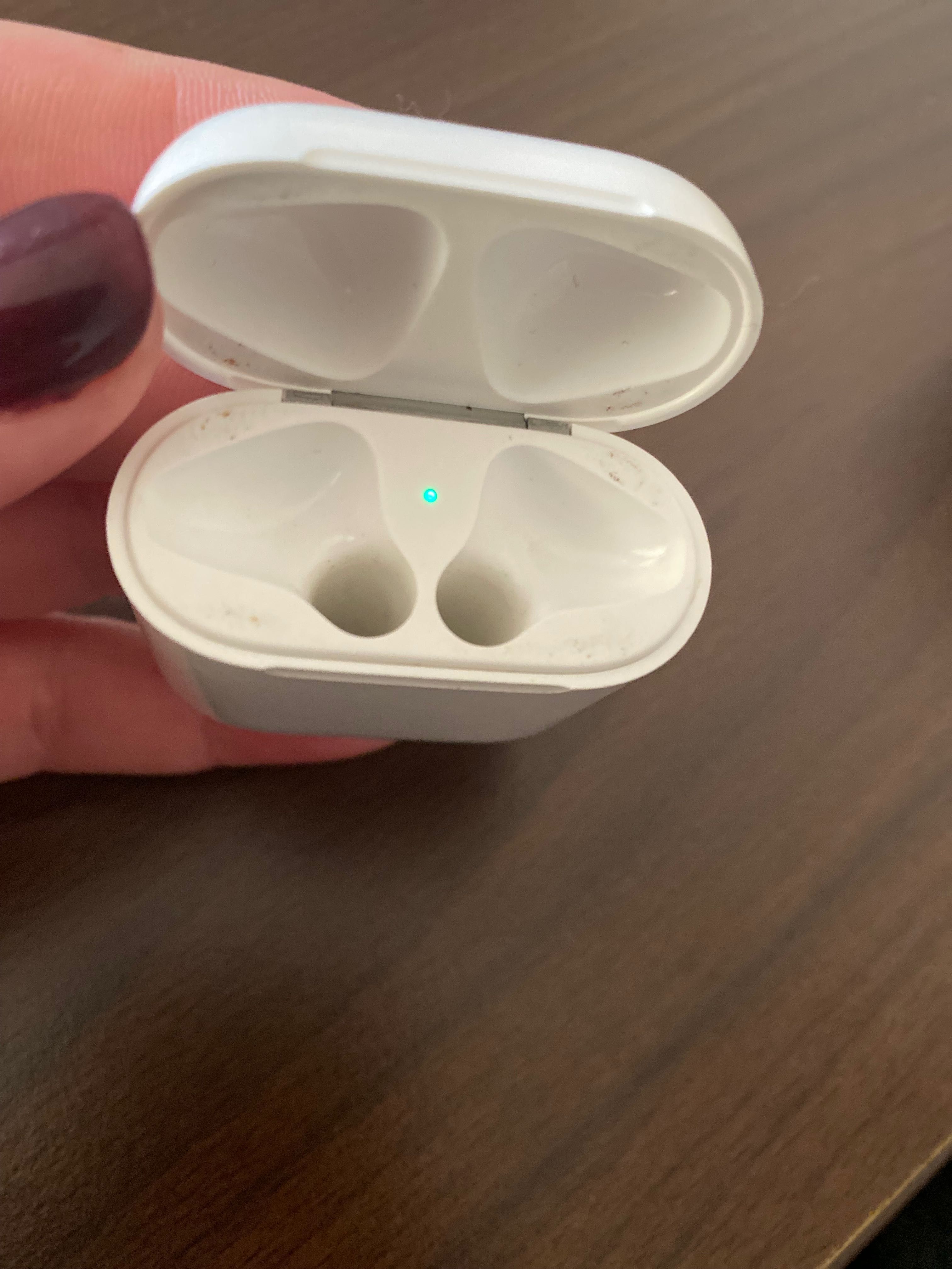 Кейс Apple Airpods 1