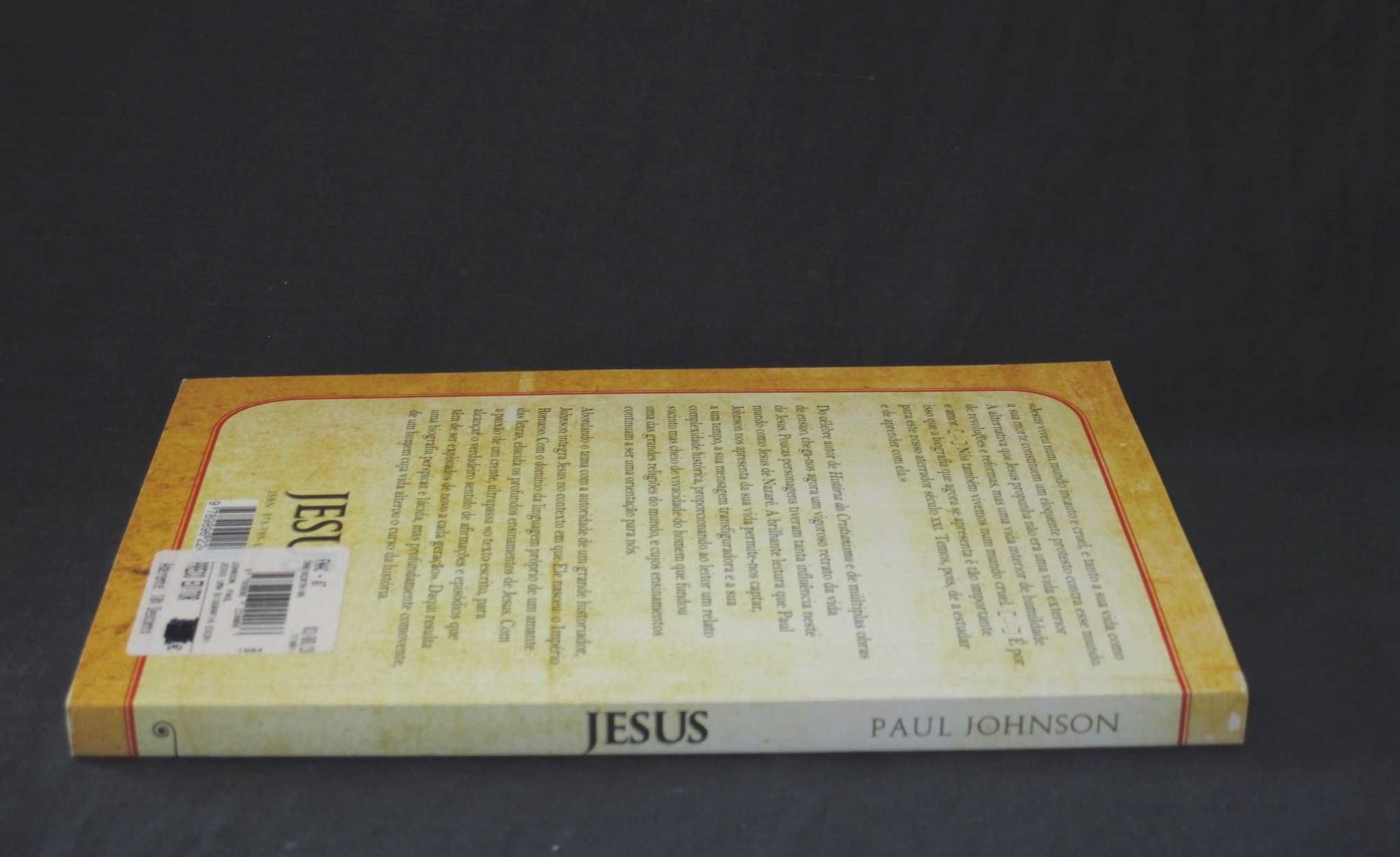 Livro Jesus Uma Biografia escrita por um crente Paul Johnson