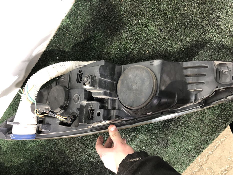 Передні фари Peugeot 308 пежо 308 2007-2011 фара оптика оригінал