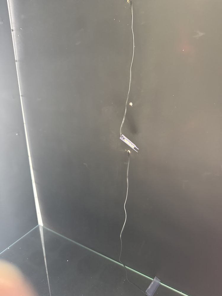 Witryna / regał - szkło (loft) do zabudowy z doświetleniem led półek