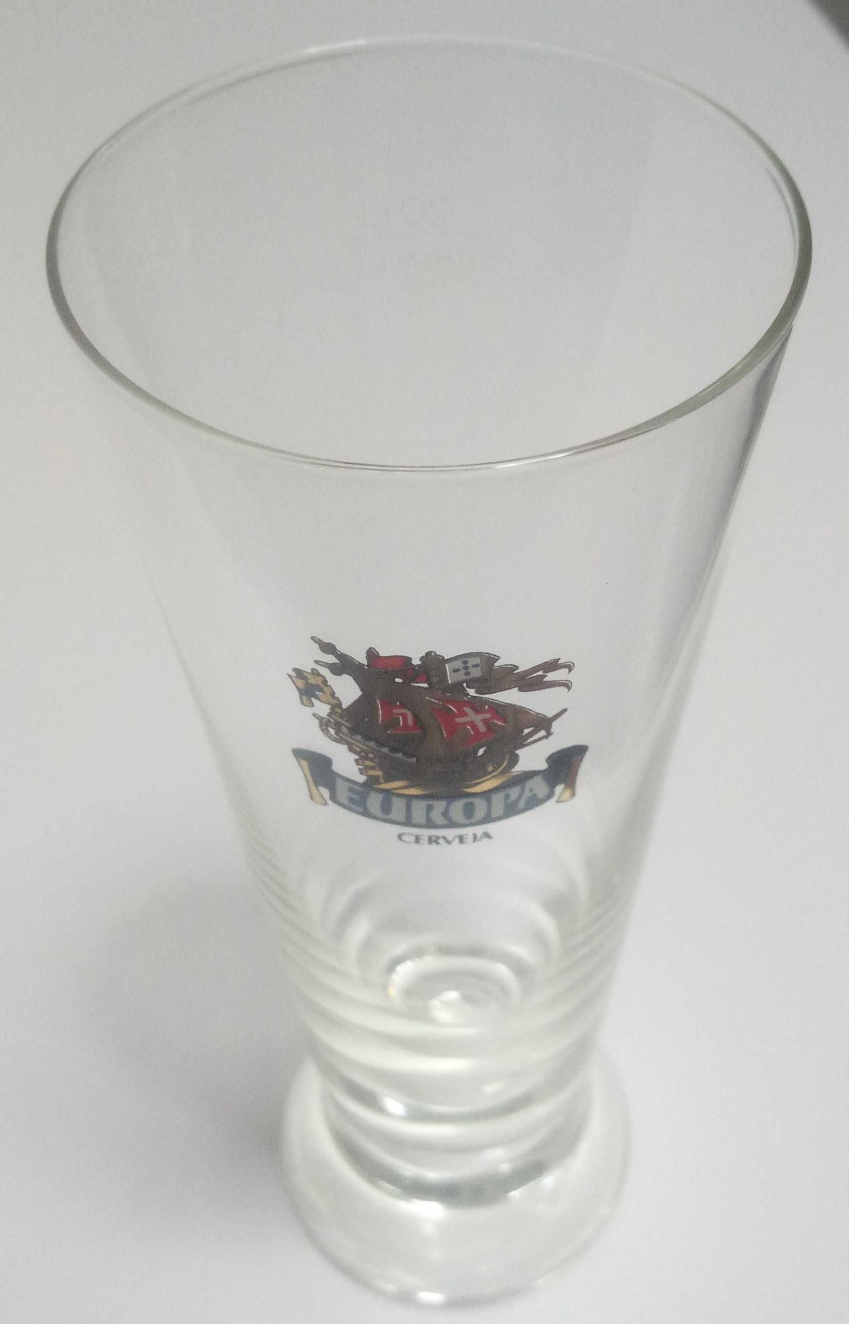 Copos cerveja Ofereço