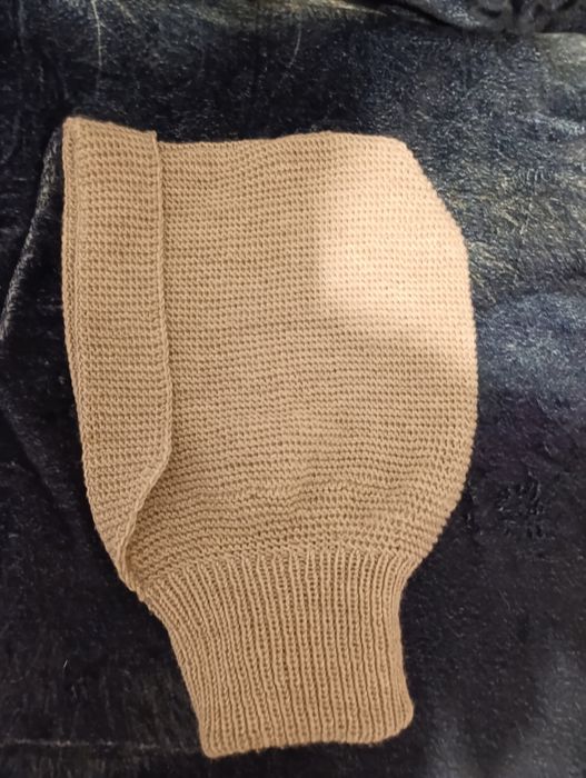 Капор жіночний вязаний