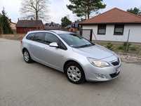 Opel Astra J kombi 1.6 Benz + gaz