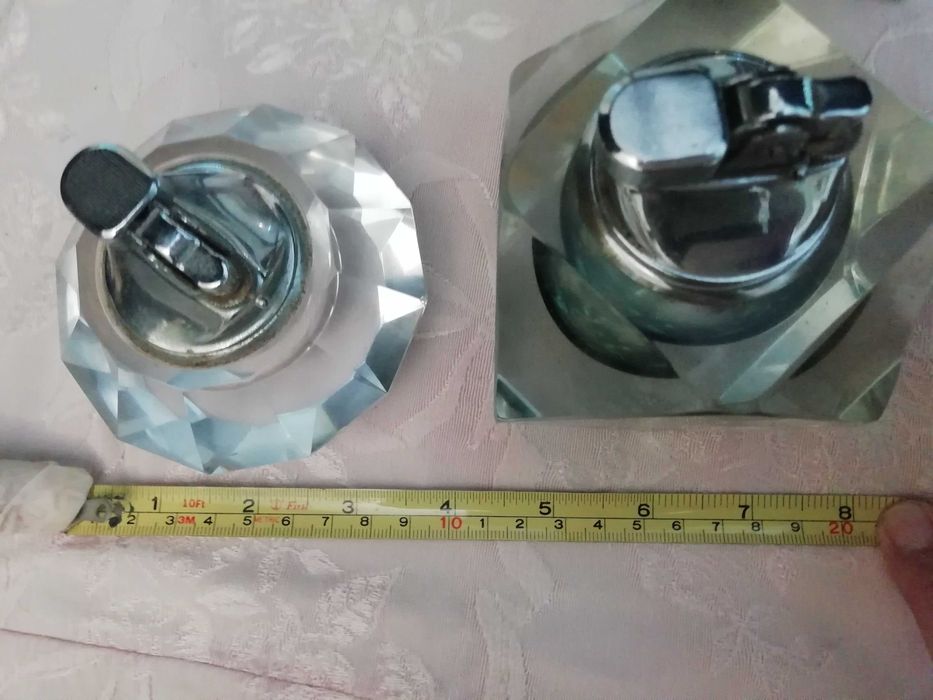 Isqueiros de mesa em vidro - Grandes e Vintage