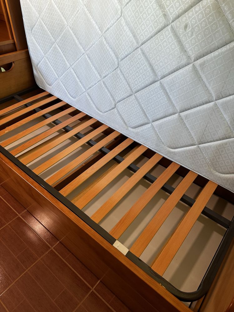 Quarto de criança com duas camas