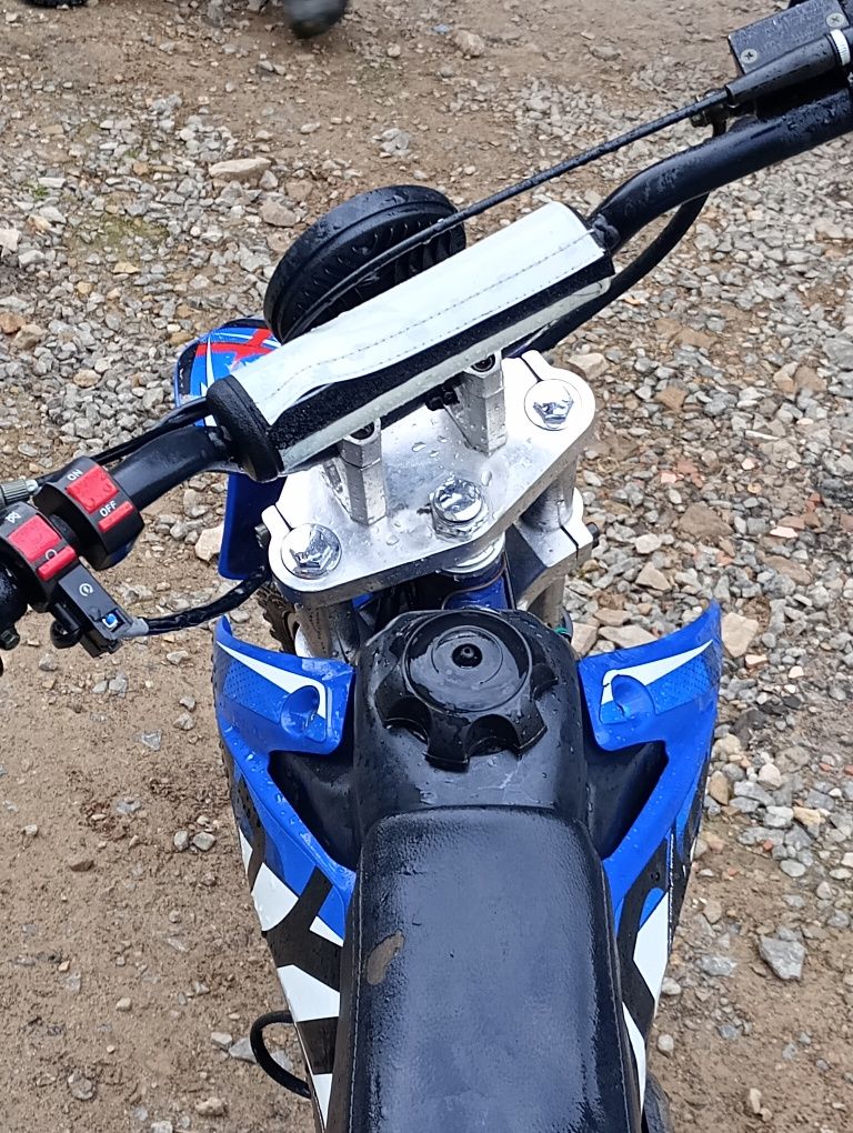 Cross Loncin 125