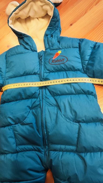 Niebieski bardzo ciepły kombinezon zimowy dla dziecka królik ocieplony