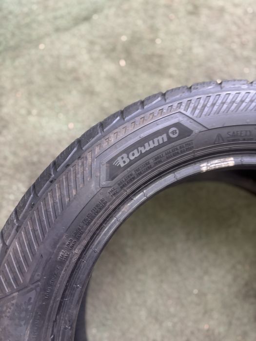 2x 195/60R16 C 99/97T BARUM SNOVANIS 3 opona zimowa M+S 3PMSF