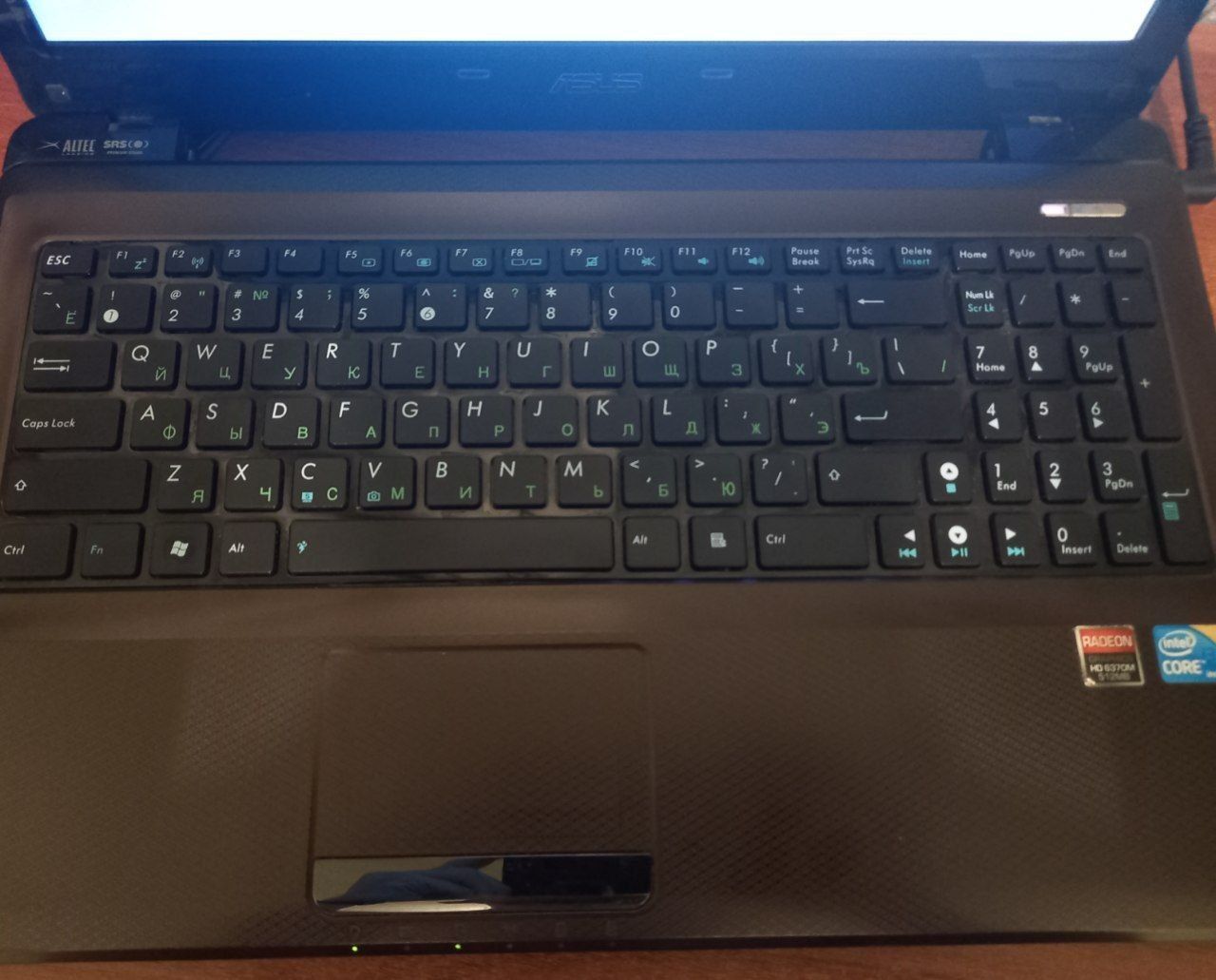 Продам б\у ноутбук Asus K52J