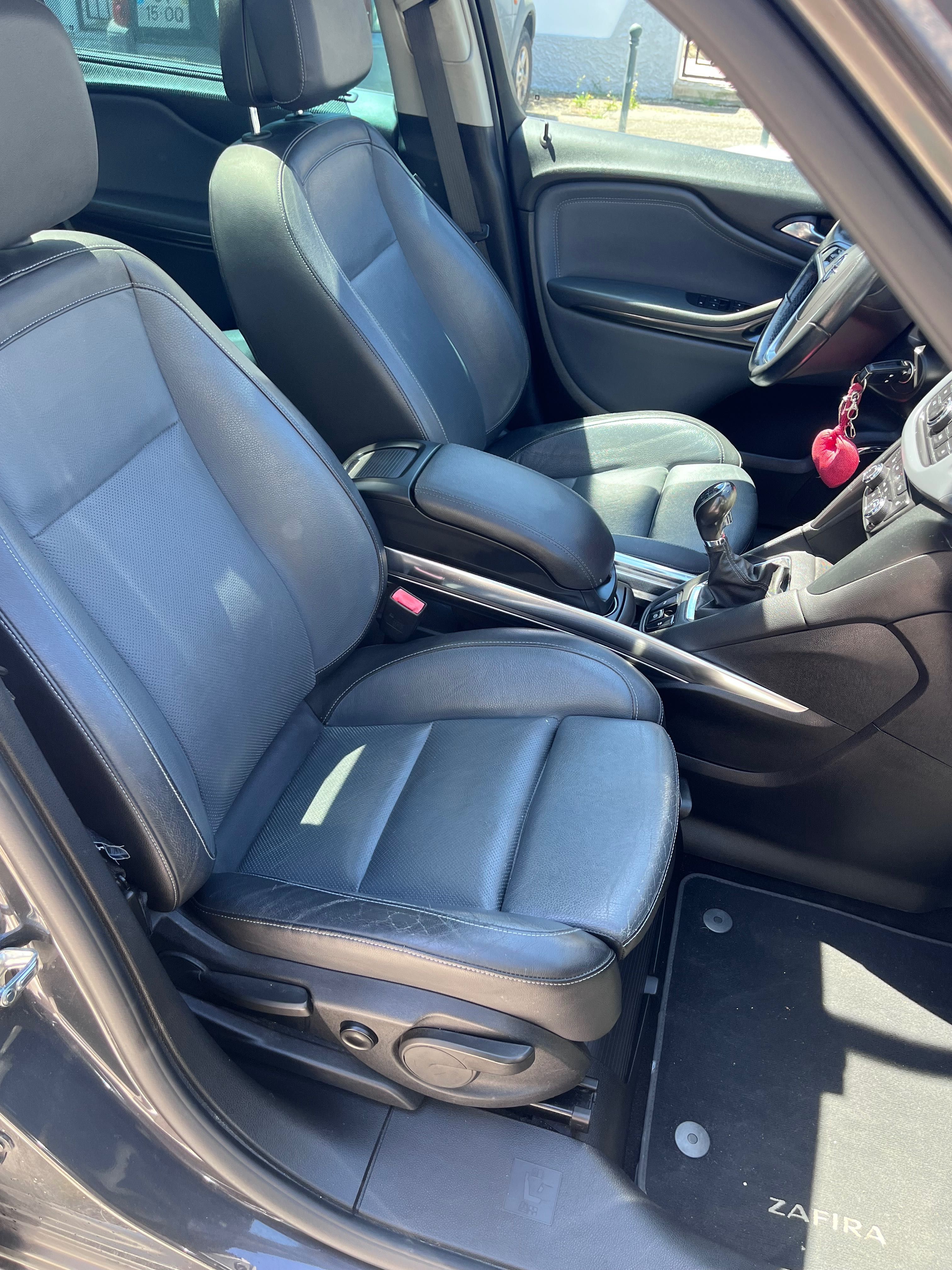 Opel Zafira 1.9 Diesel, 165cv, 7Lug, Cinza escuro, Excelente estado.