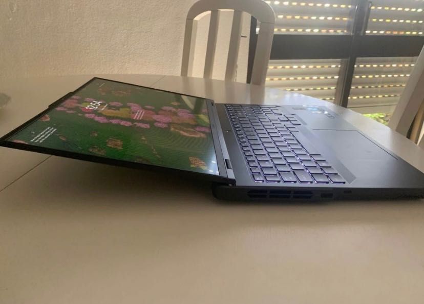 Lenovo Legion Pro 5 16IRX9