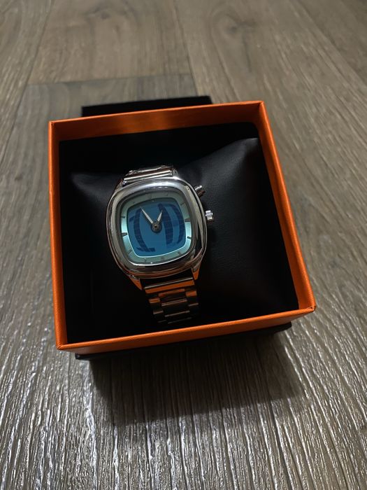 Годинник, Fossil big tic