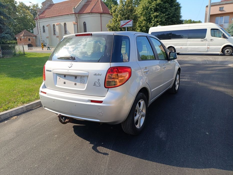 Okazja Suzuki SX4 1,6 benzyna zarejestrowany