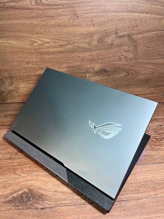 Asus Rog Strix 17 RTX4060