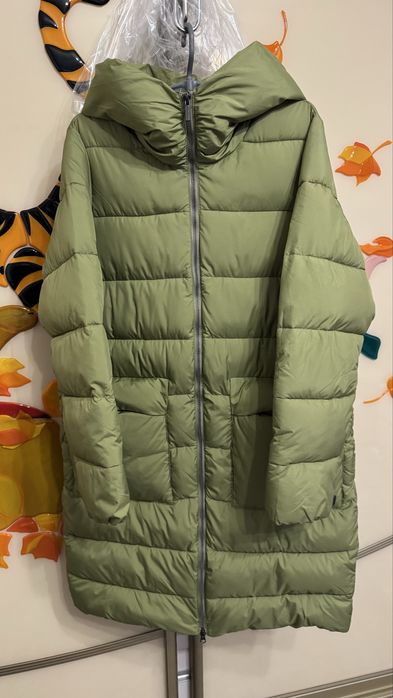 Жіночий пуховик новий, 48 розмір