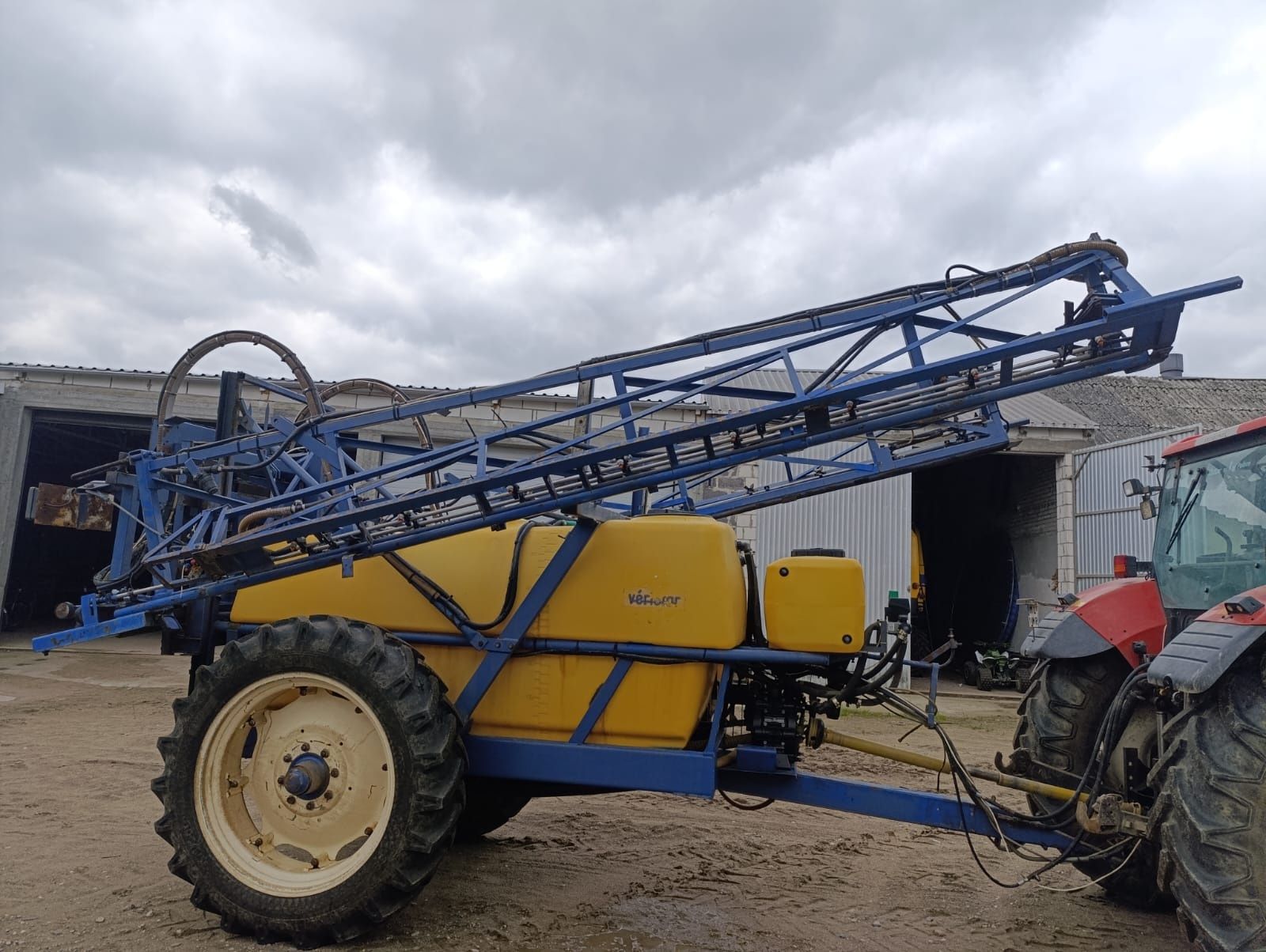 Opryskiwacz caruelle 21 m