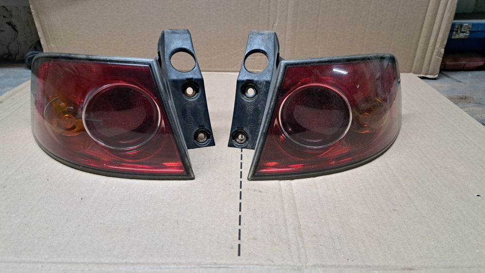 Seat ibiza 3 lampy tyl  2szt ladne bez uszkodzeń