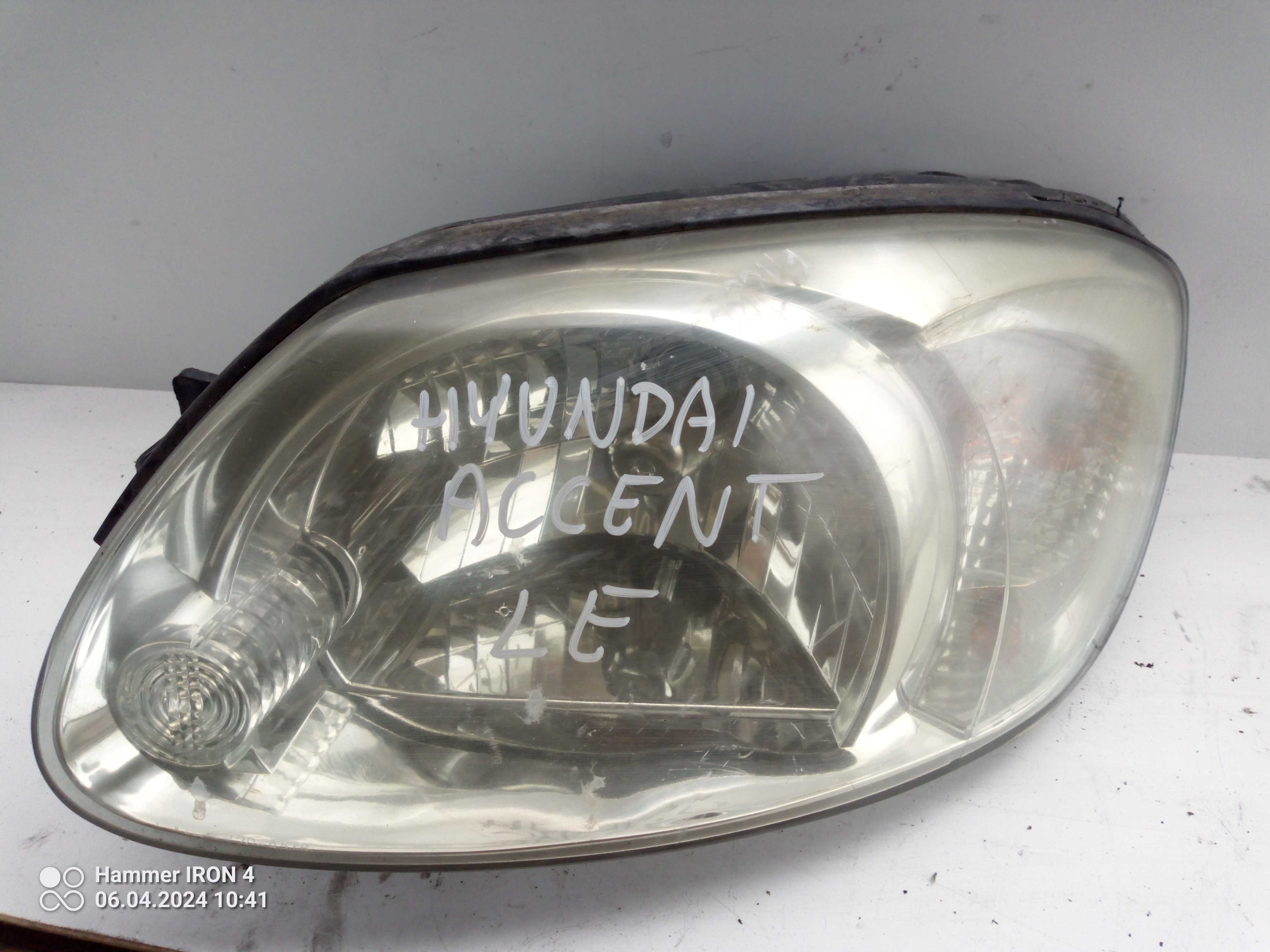 Lampa Hyundai ACCENT 2 PR LE