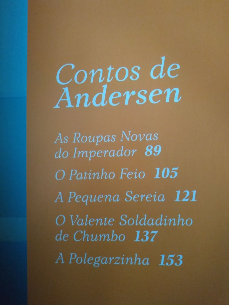 Os mais belos contos de Grimm, Anderson e Perrault