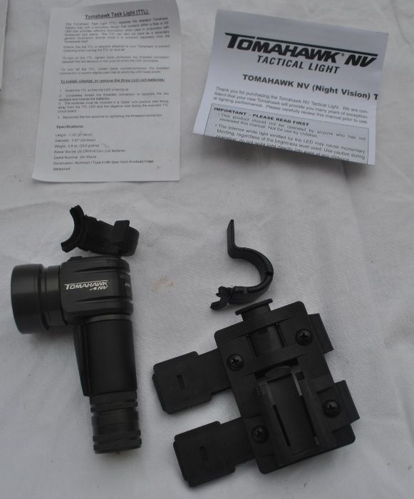 Tomahawk night vision tactical light latarka