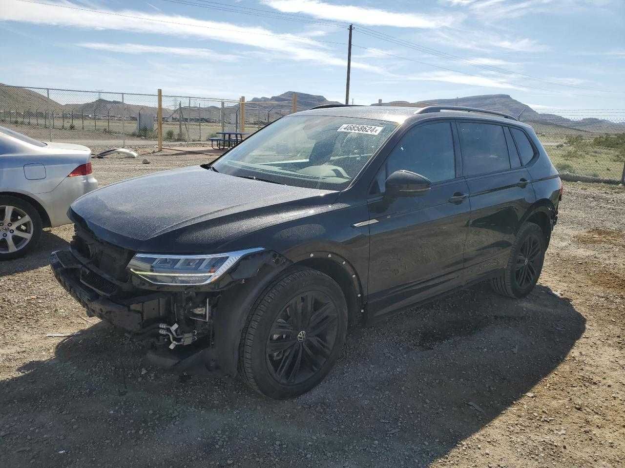 2022 Volkswagen Tiguan SE R-LINE Black