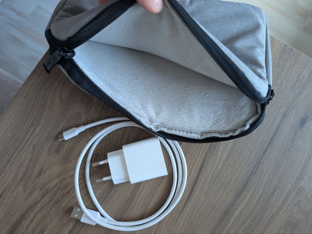 Планшет Mi Pad 4 Black 4/64 ГБ з сумочкою
