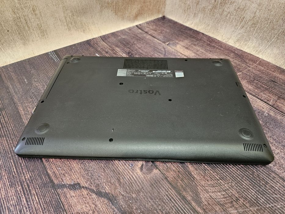 Dell Vostro 3580 (Core i5-8265U/8Gb/UHD Graphics 620/SSD 256Gb/FullHD)