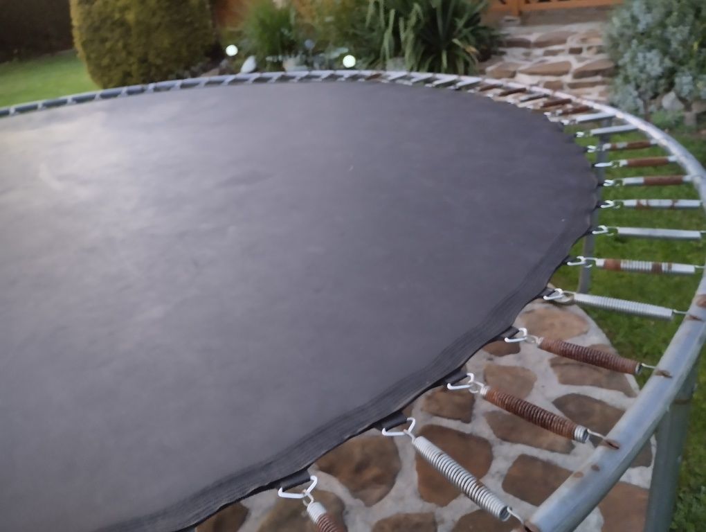 Trampolina ogrodowa 360