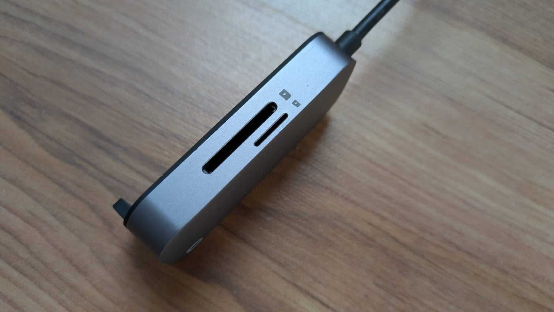 Baseus Uniwersalny HUB USB- C do tabletu / smartfona 4w1 Steam Deck
