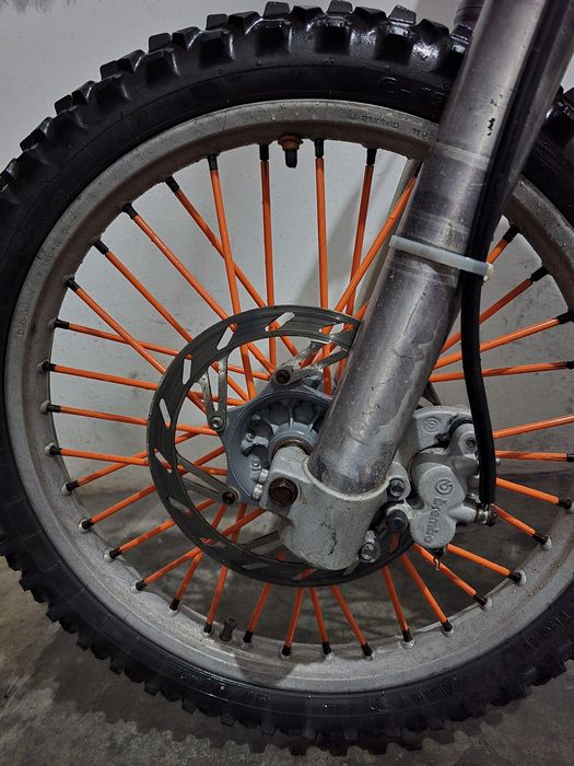 Mota de cross Ktm Lc4 620cc 4 tempos (troco por moto 4)

Boas tenho pa