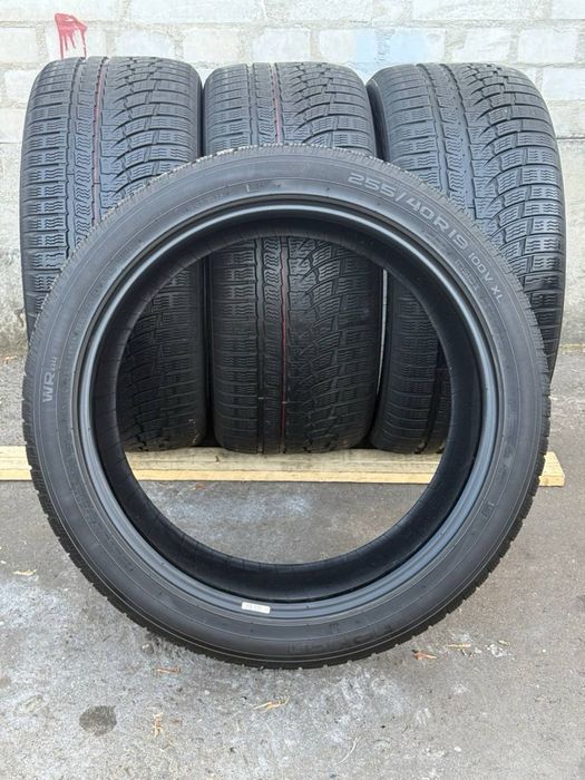 255/40R19 100V XL Nokian WRa4 Зимові шини з Німеччини !