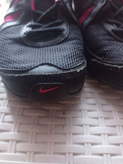 Buty Nike różowe czarne 39 do biegania damskie air max