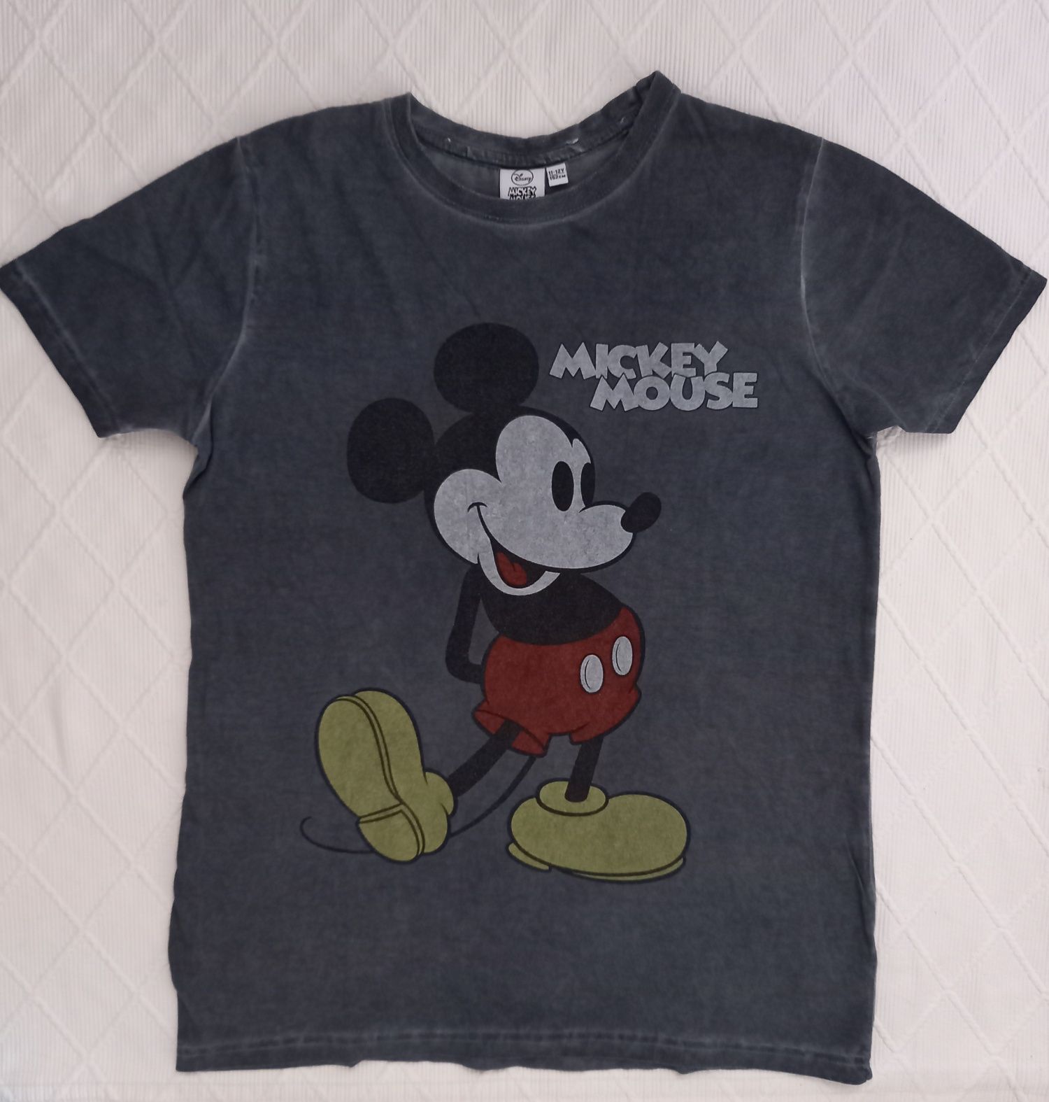 T-shirts Despicable ME Minions, Benetton, Disney Mickey oficial 11/1