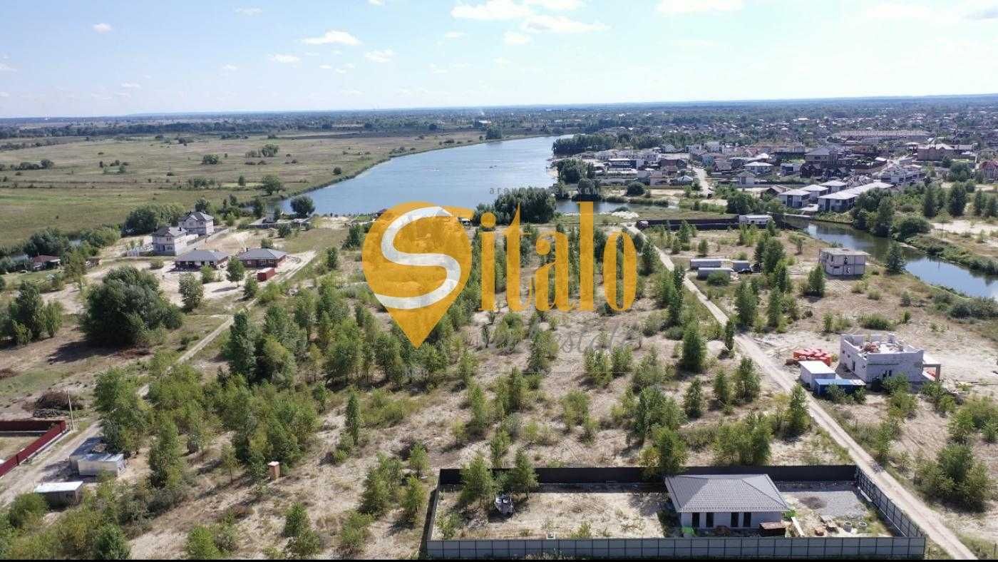 Кутова ділянка біля озера Святище 50 метрів Закрита територія Осокорки