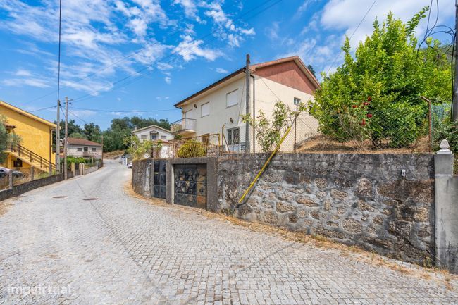 Moradia T4 - Adaúfe, Braga