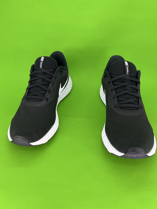 Чоловічі кросівки для бігу 45р.29см. Nike  Revolution 5