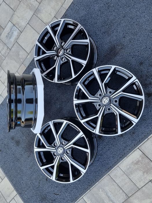 Toyota Yaris Cross 16 " Nowe felgi aluminiowe 5x114,3