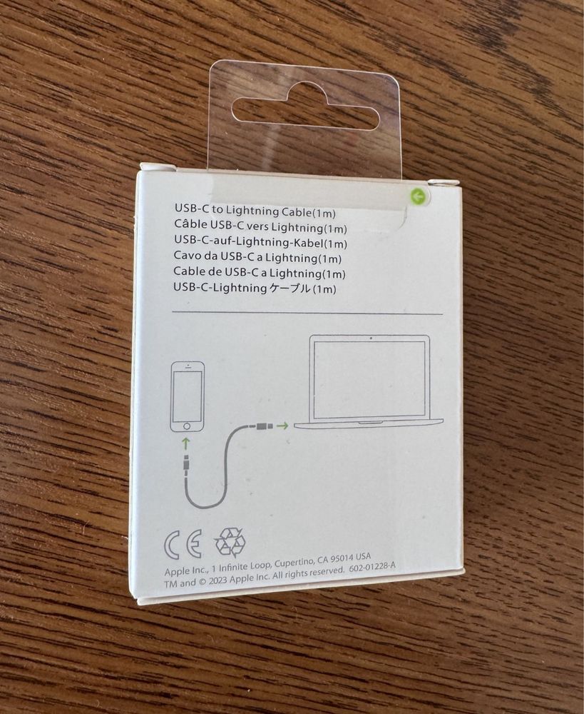 Nowy oryginalny kabel 1m Apple iPhone USB-C na lightning